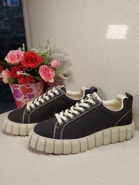 Unisex EYTYS Black Canvas Platform Sneakers with Cream Sole (sz M8.5 - W10)
